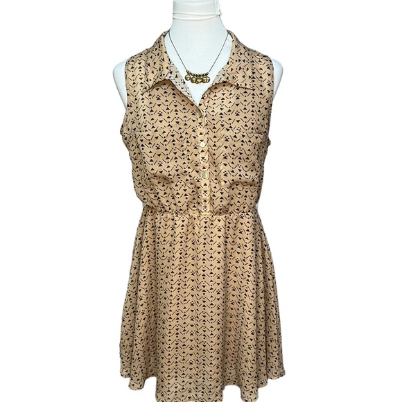 Freebird Geometric Triangle Design Dress - Picture 1 of 5